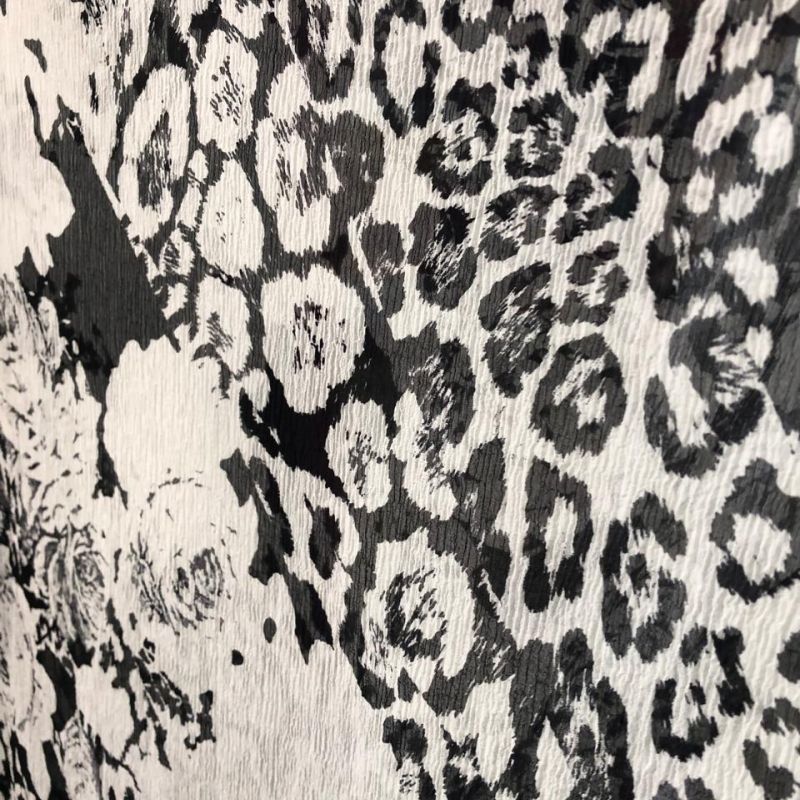 CHIFFON DE SEDA ANIMAL PRINT E FLORES - Conexão Tecidos