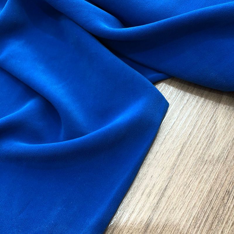 TECIDO CREPE DE CHINE ESTONADO AZUL ROYAL - Conexão Tecidos