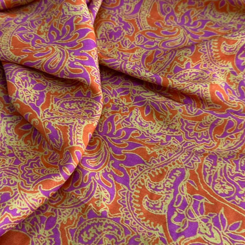 Tecido Viscose Com Seda Estampada Paisley